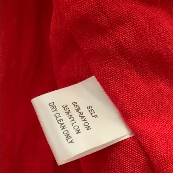 Isalis Two Piece Red Ruffle Set - Picture 4 of 5